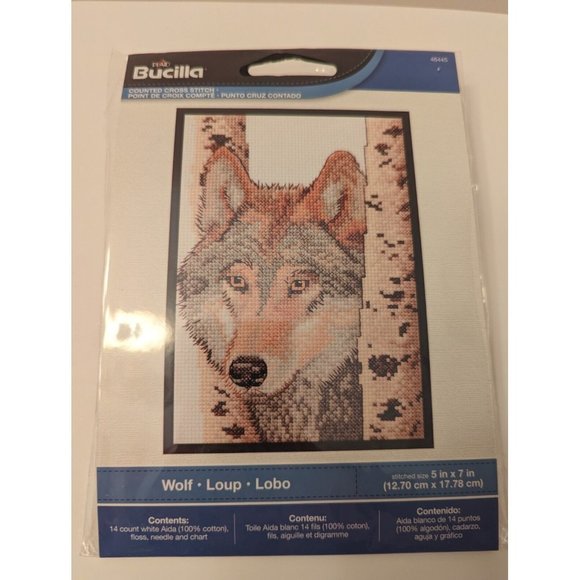 Bucilla WOLF Counted Cross Stitch Kit 5" x 7" # 46445 NEW - Picture 1 of 3